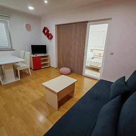 Apartments La Natalli Baška Extérieur photo