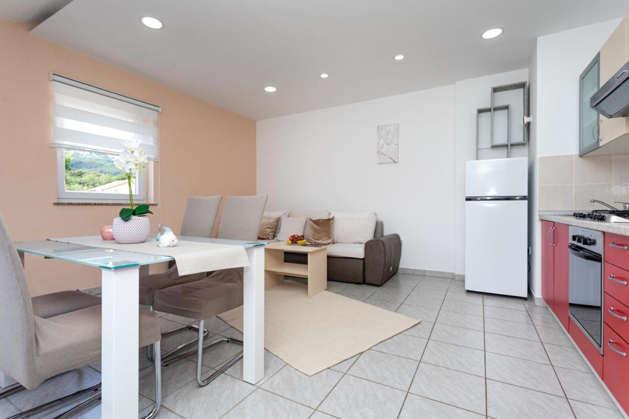 Apartments La Natalli Baška Extérieur photo