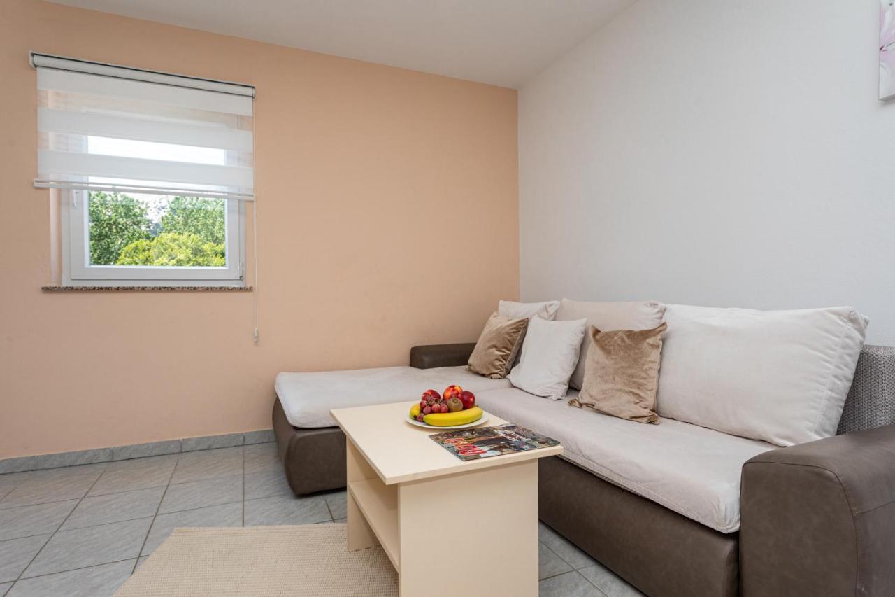 Apartments La Natalli Baška Extérieur photo