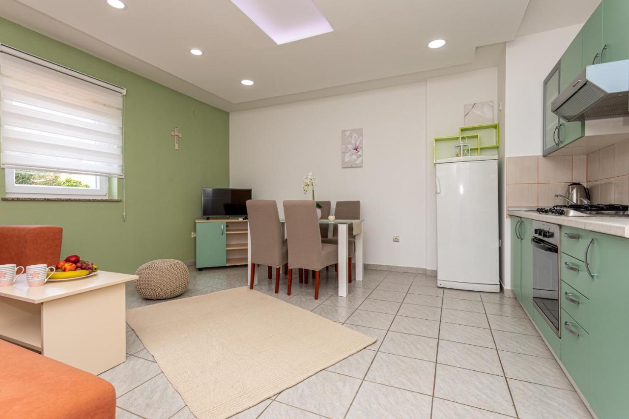 Apartments La Natalli Baška Extérieur photo