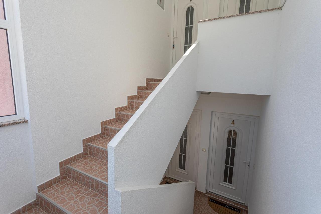 Apartments La Natalli Baška Extérieur photo